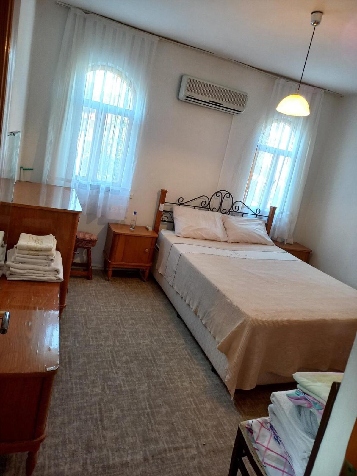 Yildirim Armutalan Daily Weekly * Marmaris